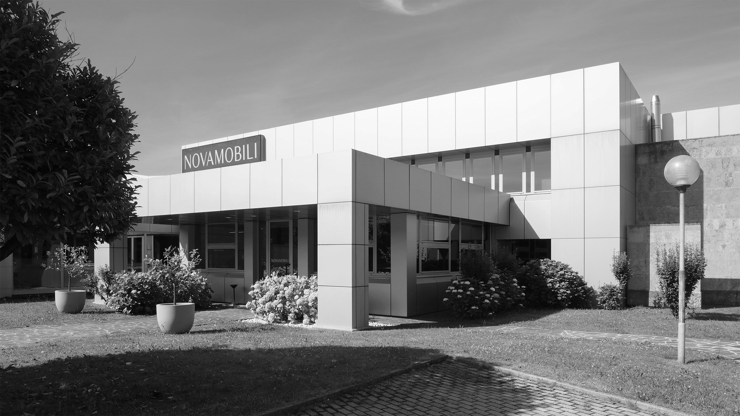 Azienda Novamobili