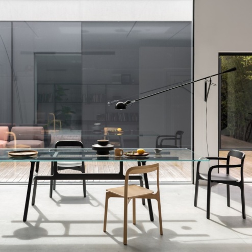 Sedie Contorna Kristalia